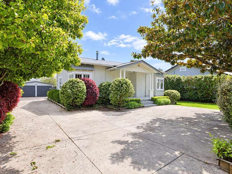 4 Bond Street Hamilton East_2