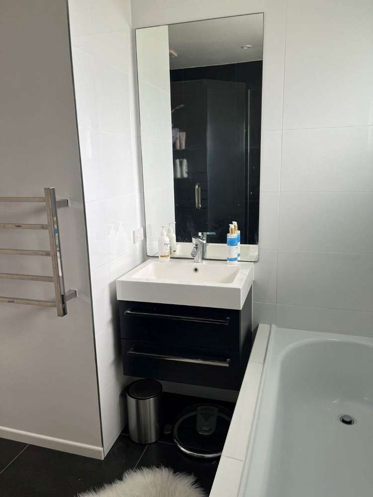 1/11 Sanders Avenue Takapuna_5