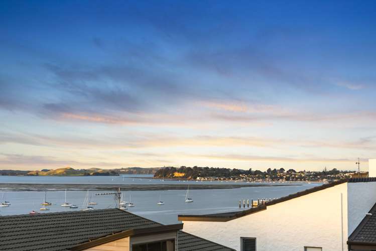 1/22 Falstaff Place Half Moon Bay_0