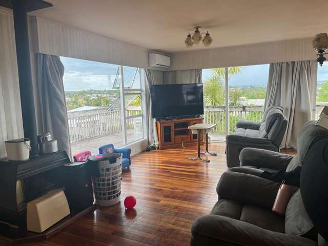 8 Pooley Street Pakuranga Heights_3