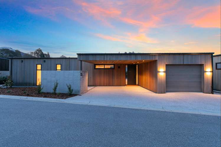 11 Fern Burn Close_0