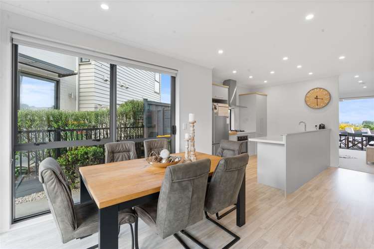 68 Matairangi Avenue Totara Heights_16