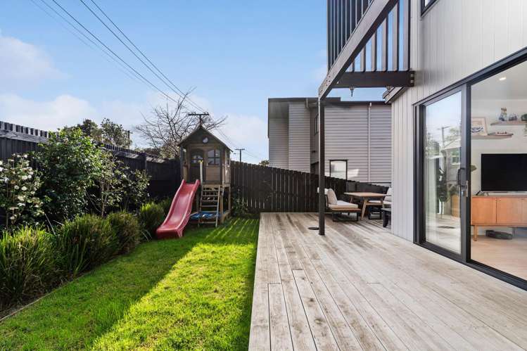 8 Lyndhurst Street Wai O Taiki Bay_19