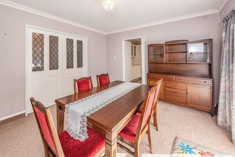 33 Downes Avenue Springvale_5