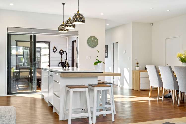 5 Waimaru Lane Orewa_17