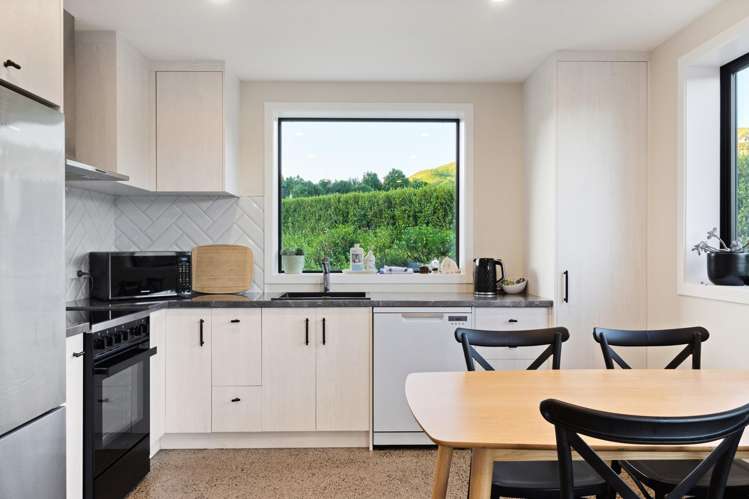 74 Scarlys Way Okitu_21