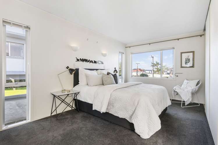 2/4 Bruce Street Northcote Point_6