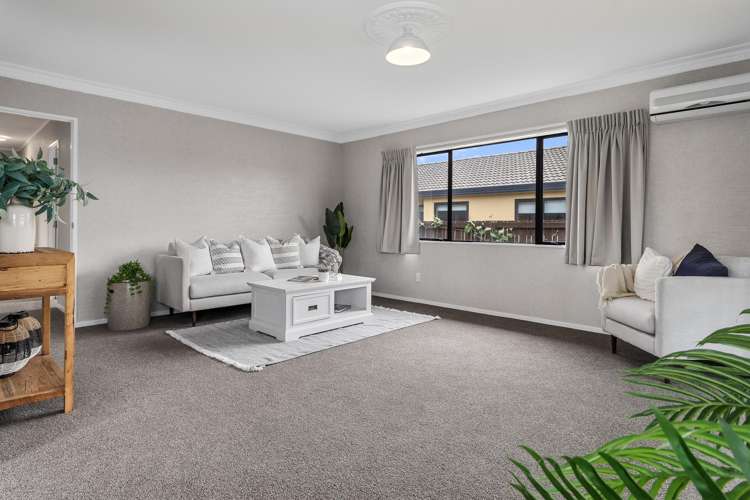 45A Pemberton Crescent Greerton_8