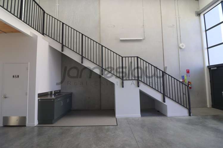 07/11 Northside Drive Westgate_4