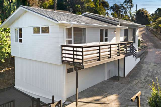 200 Godley Road Titirangi_4