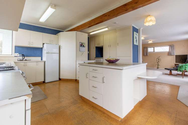 131 Te Rangitautahanga Road Turangi_6
