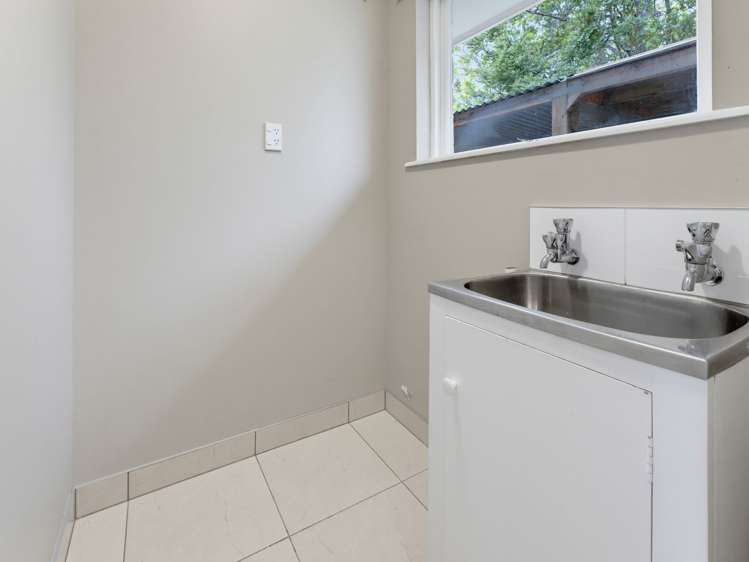 14 Kowhai Street Highfield_18