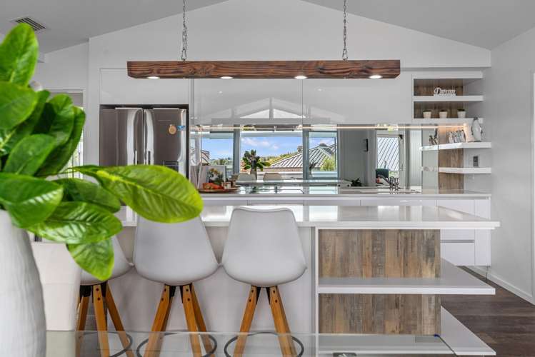 3 Kissling Terrace Pyes Pa_8