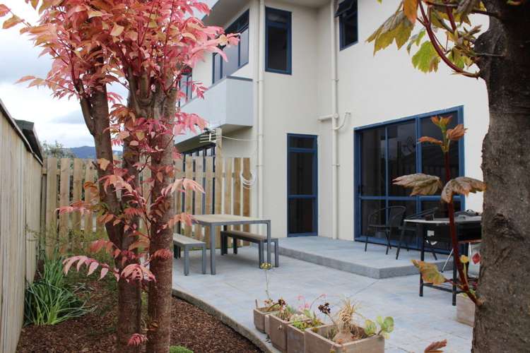 18 Mary Ann Muller Crescent Stoke_17