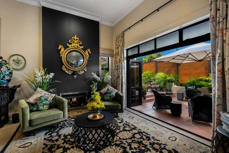 16 Conifer Grove Te Kamo_6