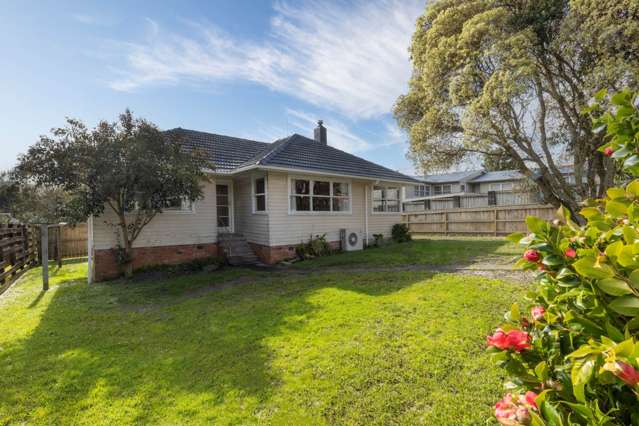 16 Kaikoura Street Henderson_3