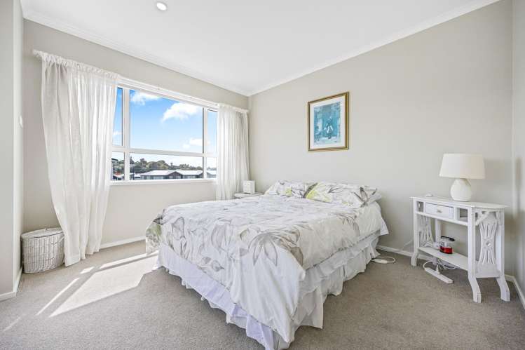37 Sanremo Lane Stanmore Bay_5