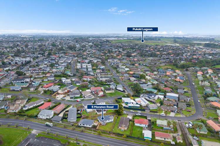 5 Manston Road Mangere_23
