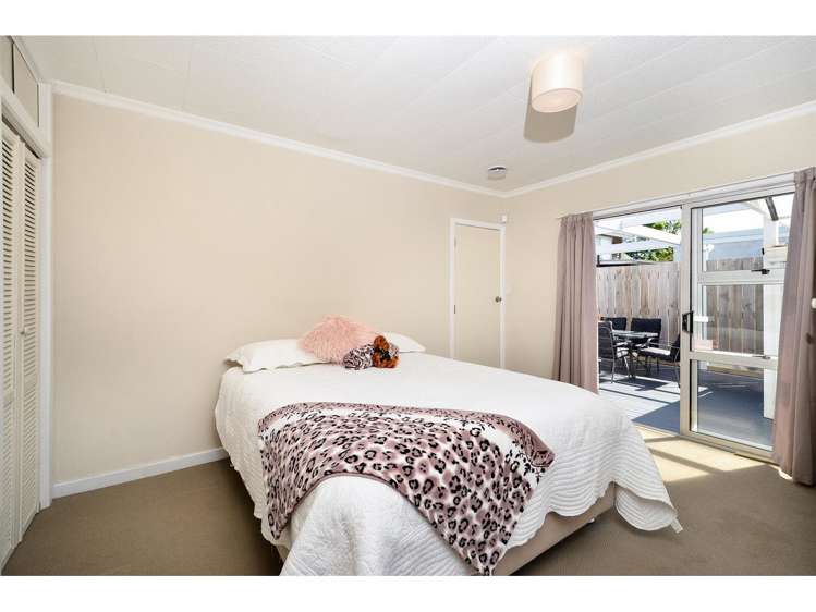 180 Henderson Valley Road Henderson_10