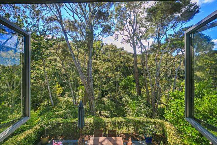 7/12 Herons Way Northcote_11