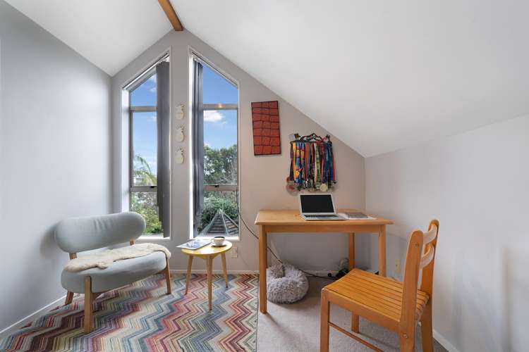 2/18a Clayburn Road Glen Eden_22