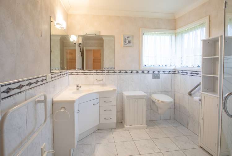 5 Holmwood Park Drive Morrinsville MatamataPiako Houses for Sale