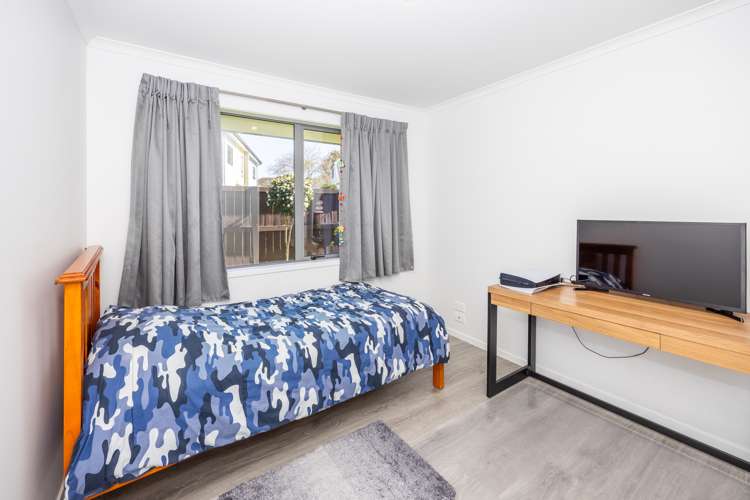 5 Kennedy Lane Hamilton East_11