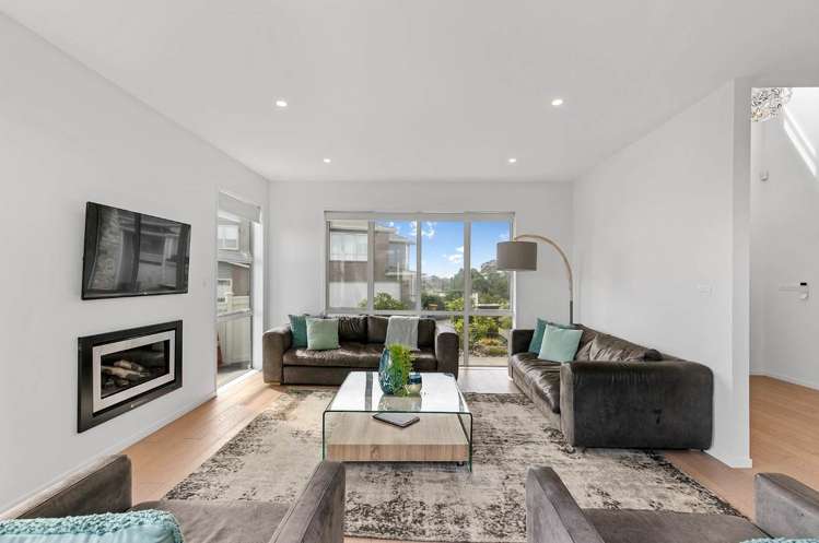 16 Spyglass Street Red Beach_3