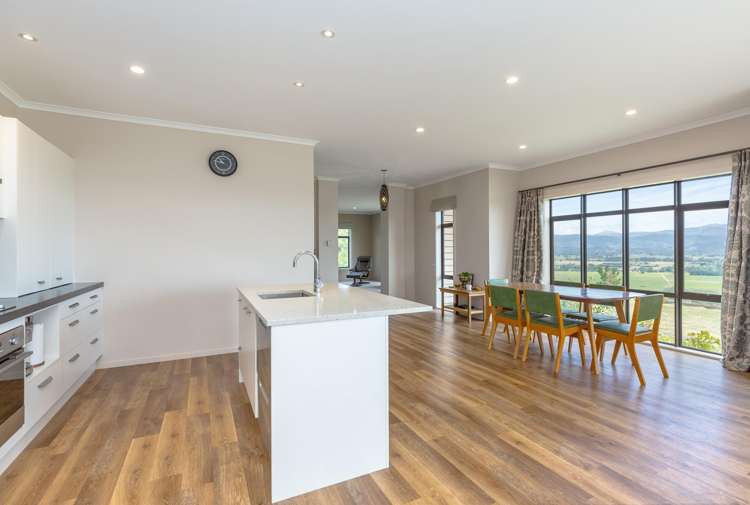 109 Tiffin Hill Road Parkvale_17