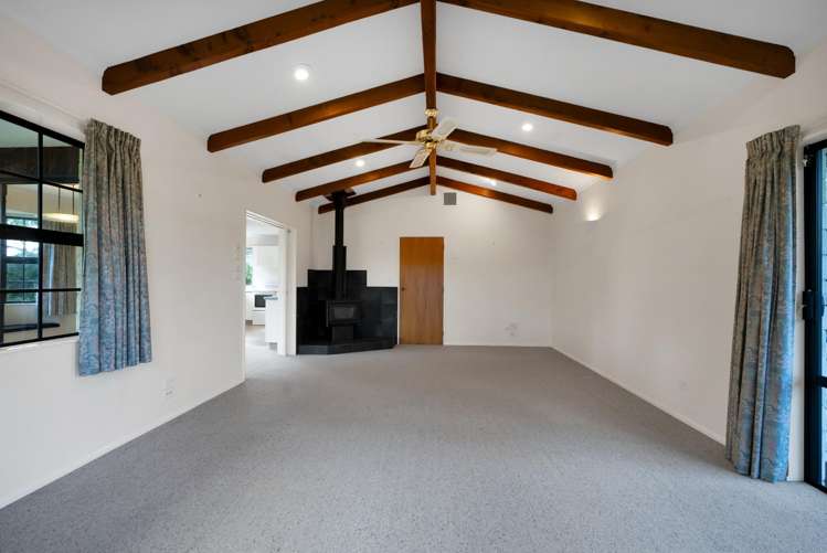 37 Pembroke Road East Stratford_15