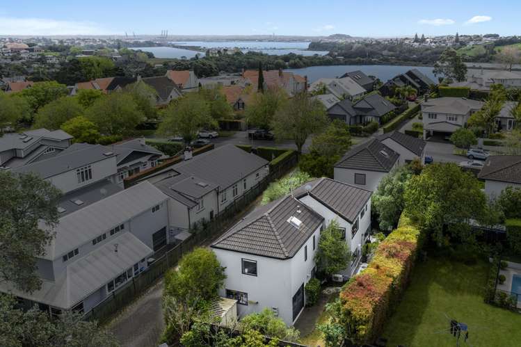 2/27 Martin Avenue Remuera_3