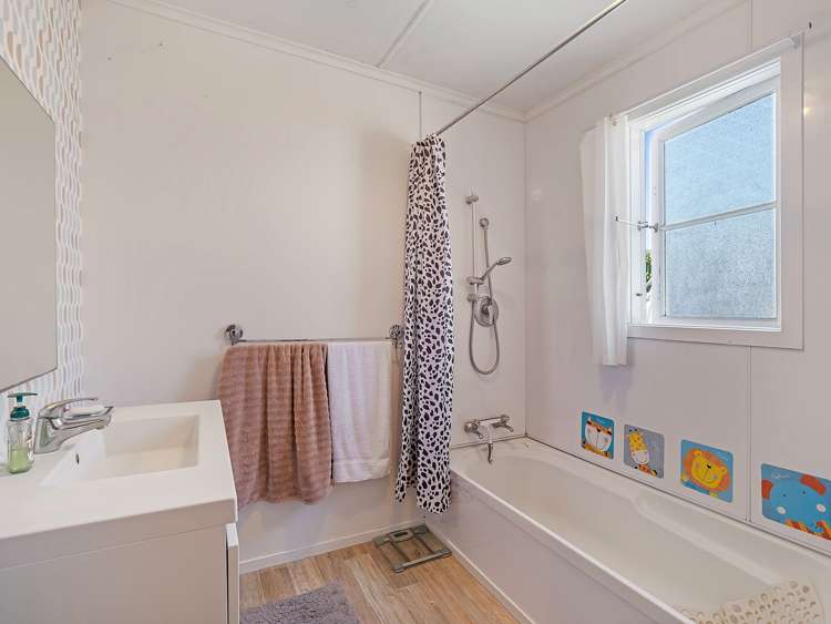 86 Anzac Parade Whanganui East_15