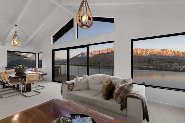 11 Sunrise Lane Queenstown_0