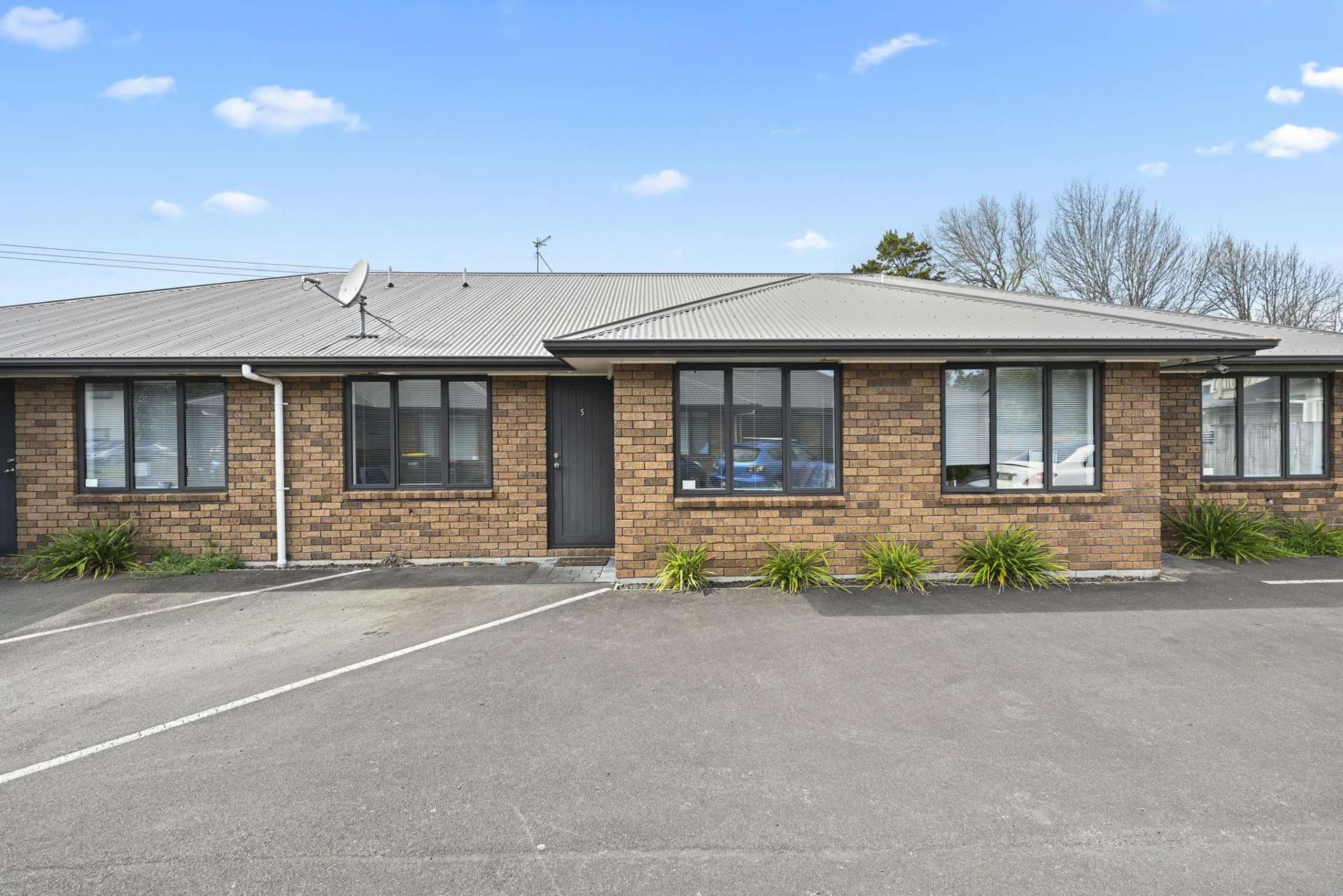 5/240 Old Farm Road Hillcrest_0