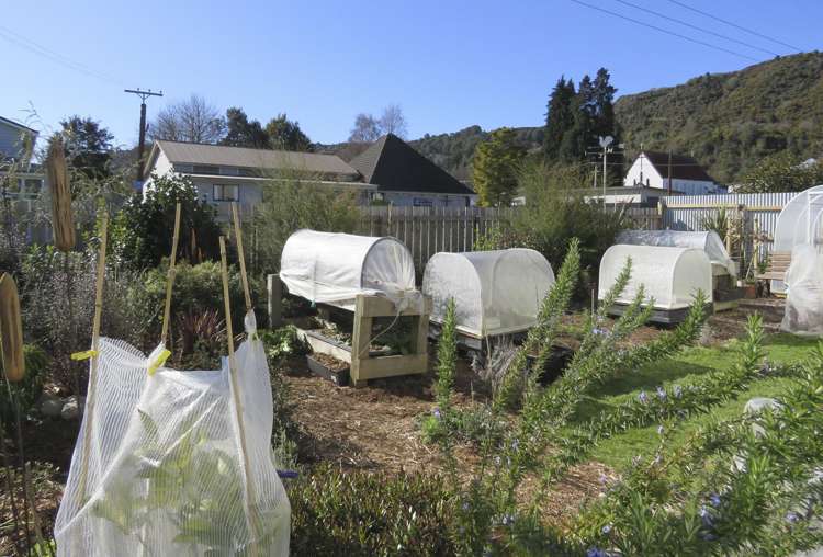49 Shiel Street Reefton_27