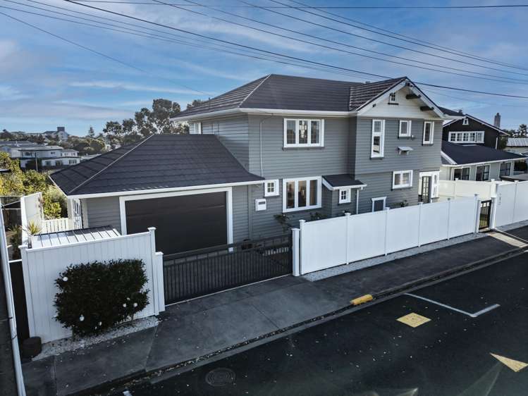26 Baring Terrace Strandon_27