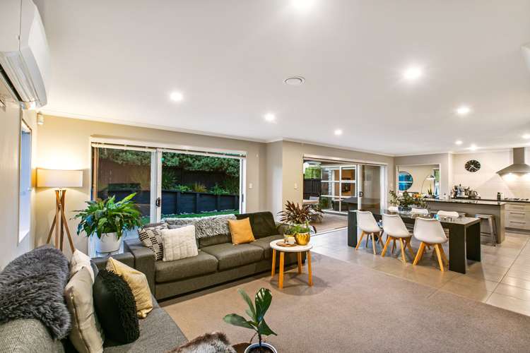 14 Chateau Rise Flat Bush_7