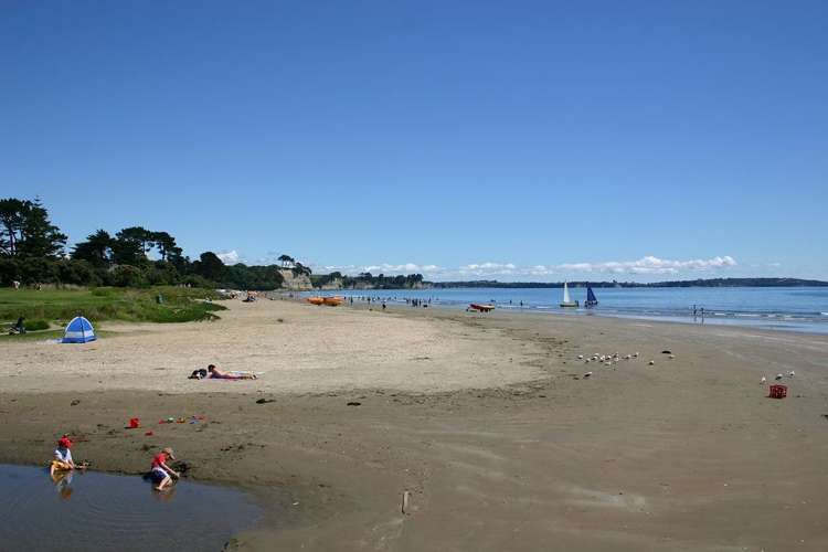 A103/525 East Coast Road Browns Bay_17