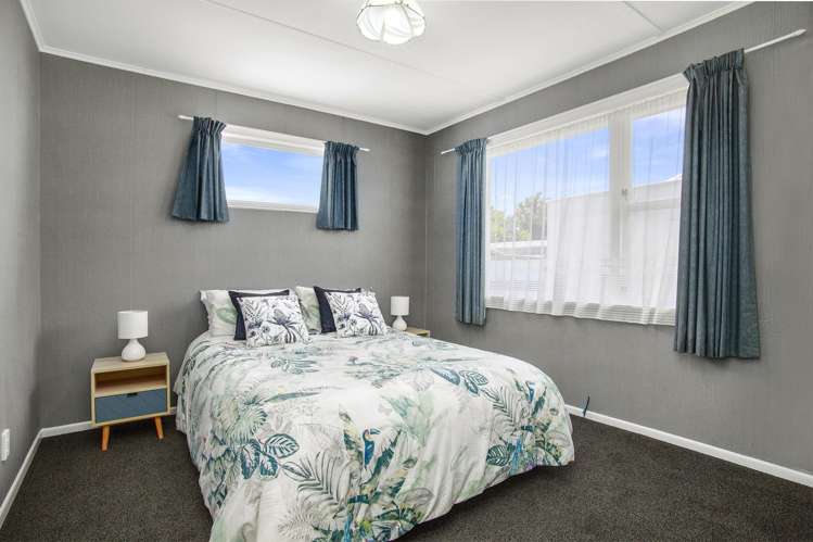 7 Kentucky Street Totara Park_11