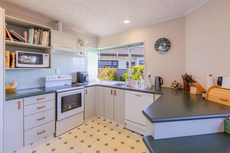 4 Ebury Mews Taradale_3