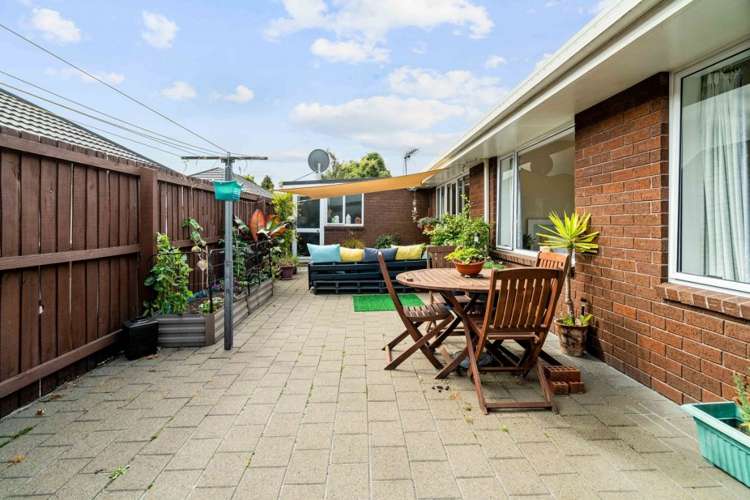 2/38 Maxwell Street Riccarton_13