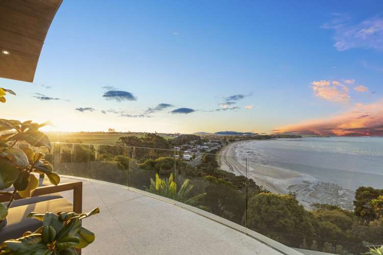 2/285 Bleakhouse Road Eastern Beach_2