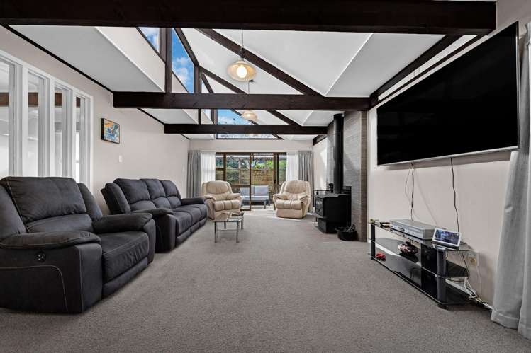 49 Kurnell Drive Botany Downs_13