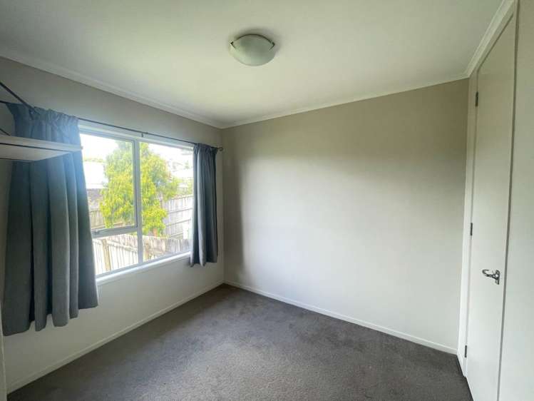 1/56 Glengarry Road Glen Eden_5