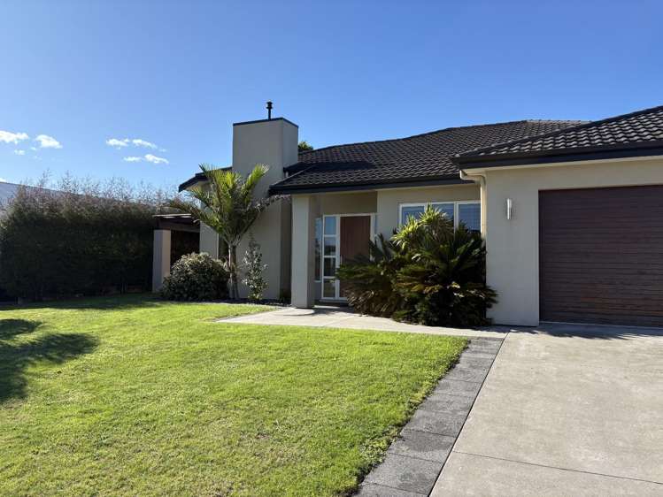 11 Charteris Rise_0