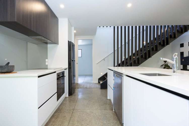 36 Shah Place Glen Eden_9