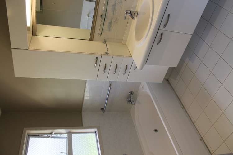 5/10 Gerard Way Saint Johns_10