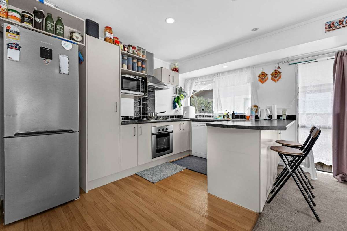 82 Malaspina Place_2