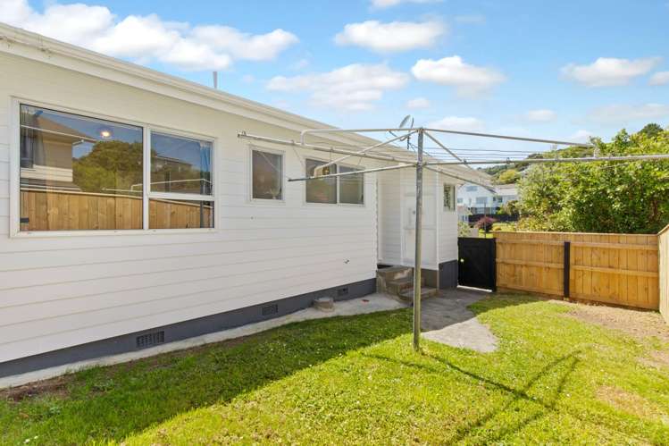 8A Beauly Grove Papakowhai_13