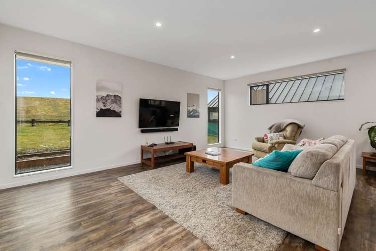 83 Infinity Drive Wanaka_3